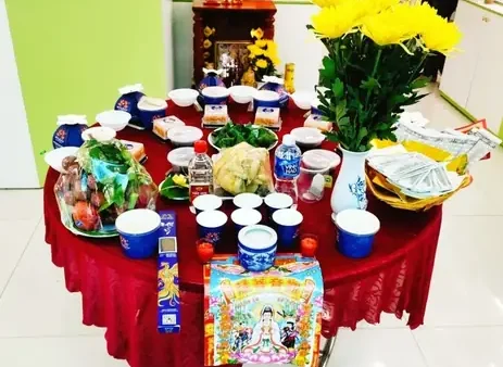 5/5 Âm Lịch Cúng Gì Cho Bàn Thờ Thần Tài? Lễ Vật Tết Đoan Ngọ, Cách Bày Mâm Và Văn Khấn
