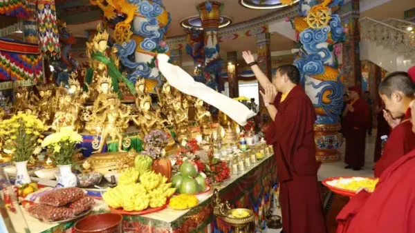 Bài Cầu Nguyện Cúng Dường Đèn Drukpa (marme Monlam): Toàn Văn, Ý Nghĩa Và Cách Cúng