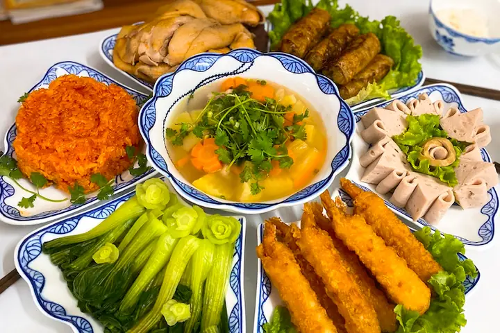Bài Cúng Bà Cô Rằm Tháng 7: Văn Khấn Bà Cô Tổ, Cô Hồn Đầy Đủ Bài Cúng Bà Cô Rằm Tháng 7: Văn Khấn Bà Cô Tổ, Cô Hồn Đầy Đủ