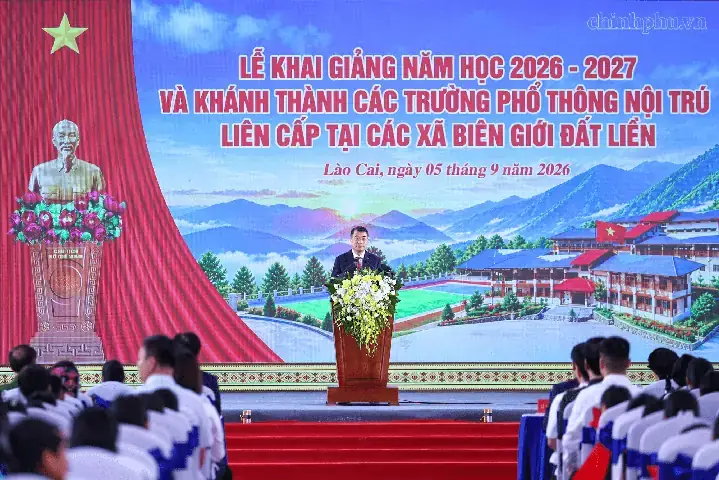Bài Cúng Đầu Năm Mới 2027: Văn Khấn, Lễ Vật Và Cách Thực Hiện