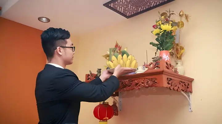 Văn Khấn Đón Ông Táo Về Nhà Chuẩn Chỉnh: Lễ Vật, Ngày Giờ, Quy Trình Và Mẫu Tham Khảo 2025