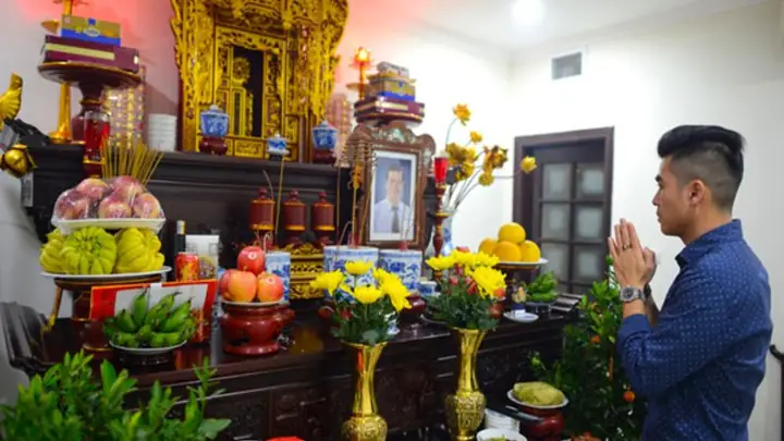 Bài Cúng Gia Tiên Cầu Thi Cử Đỗ Đạt: Mẫu Lời Khấn Cho Học Sinh, Sinh Viên Bài Cúng Gia Tiên Cầu Thi Cử Đỗ Đạt: Mẫu Lời Khấn Cho Học Sinh, Sinh Viên
