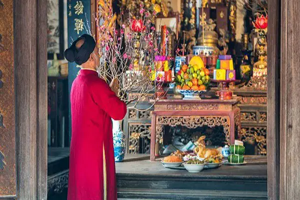 Hướng Cúng Giao Thừa Ngoài Trời Quay Hướng Nào? Mâm Lễ, Văn Khấn & Nghi Thức Chuẩn Năm 2025/2026 Hướng Cúng Giao Thừa Ngoài Trời Quay Hướng Nào? Mâm Lễ, Văn Khấn & Nghi Thức Chuẩn Năm 2025/2026