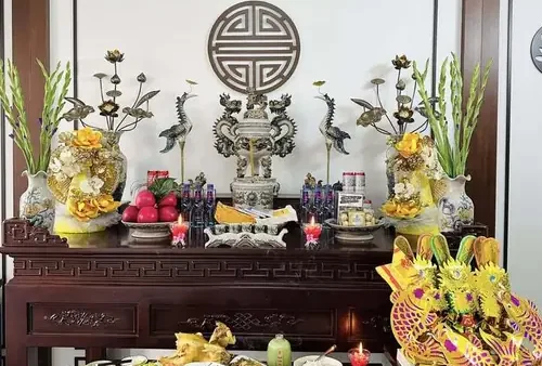 Bài Cúng 23 Tháng Chạp Năm Đinh Dậu: Văn Khấn Ông Công, Ông Táo Đầy Đủ