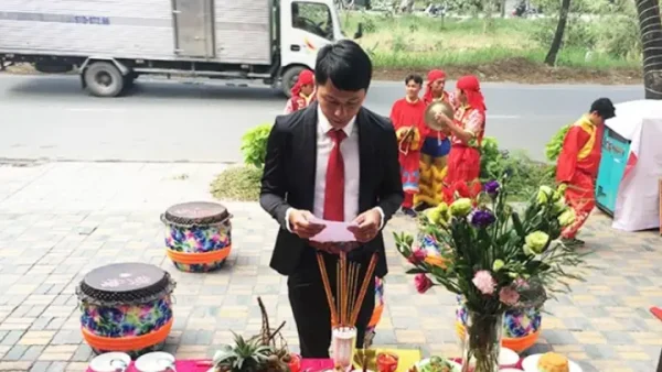 Bài Cúng Tất Niên Ngoài Trời Ở Cơ Quan: Văn Khấn Đầy Đủ Và Cách Thực Hiện