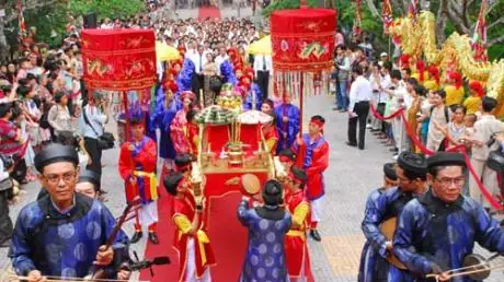 Bài Học Nhận Thức Về Tín Ngưỡng Thờ Cúng Tổ Tiên: Cội Nguồn, Báo Hiếu Và Giá Trị Văn Hóa Bài Học Nhận Thức Về Tín Ngưỡng Thờ Cúng Tổ Tiên: Cội Nguồn, Báo Hiếu Và Giá Trị Văn Hóa