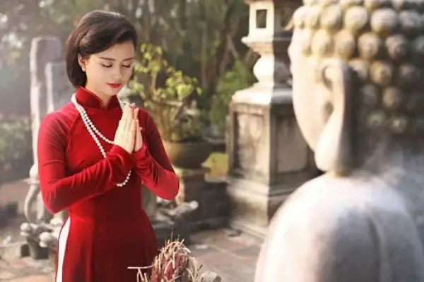 Bài Khấn Cúng Cửa Hàng: Mẫu Xin Lộc Buôn Bán Hàng Ngày Và Định Kỳ