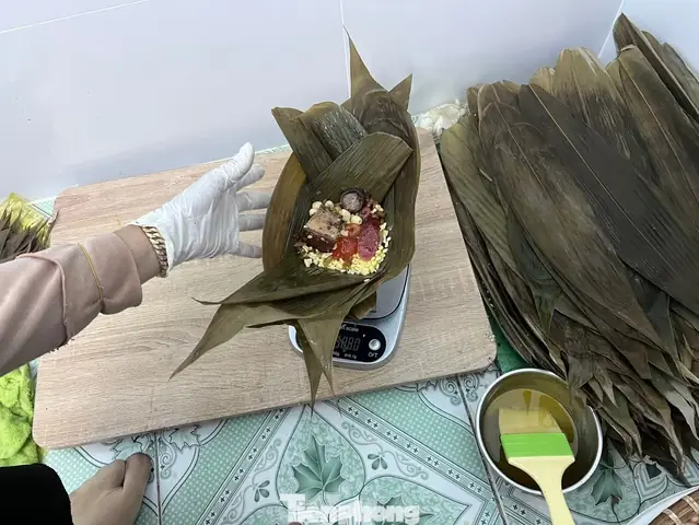 Bánh Cúng Mùng 2 Người Hoa: Loại Nào Có Ý Nghĩa Và Cách Chọn Phù Hợp Bánh Cúng Mùng 2 Người Hoa: Loại Nào Có Ý Nghĩa Và Cách Chọn Phù Hợp