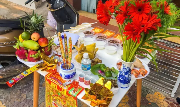 Bài Khấn Cúng Giếng Hay Rằm Tháng Giêng? Mẫu Đầy Đủ Và Lễ Vật Bài Khấn Cúng Giếng Hay Rằm Tháng Giêng? Mẫu Đầy Đủ Và Lễ Vật