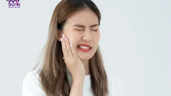 Bị Mẻ Răng Hàm Dưới Điềm Gì? Giải Mã Điềm Báo Dân Gian Và Góc Nhìn Nha Khoa 2027