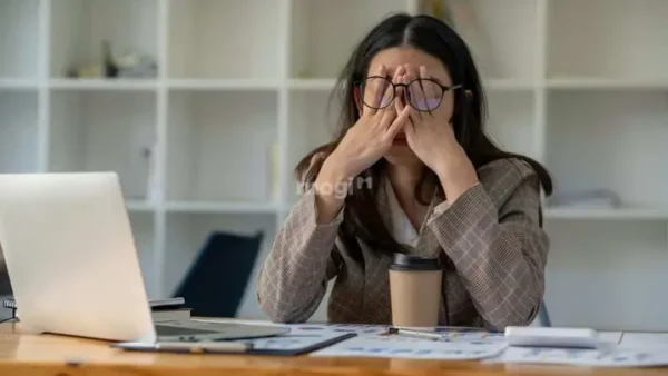 Bị Rơi Mất Tiền Là Điềm Gì? Giải Mã Ý Nghĩa Tốt Xấu Trong Phong Thủy