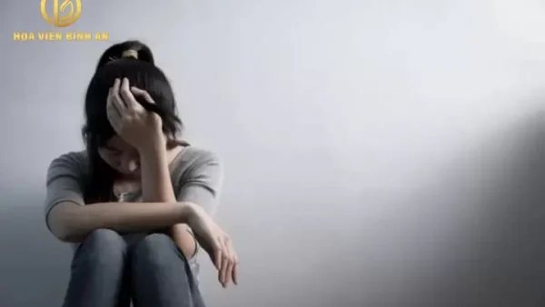 Bị Té Xe Có Điềm Gì? Giải Mã Ý Nghĩa Tâm Linh, Vận Hạn Và Cách Hóa Giải