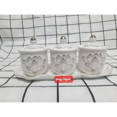 Chọn Mua Bộ 3 Chung Cúng Có Nắp: Ý Nghĩa, Chất Liệu, Kích Thước, Cách Đặt & Bảng Giá Tham Khảo Chọn Mua Bộ 3 Chung Cúng Có Nắp: Ý Nghĩa, Chất Liệu, Kích Thước, Cách Đặt & Bảng Giá Tham Khảo