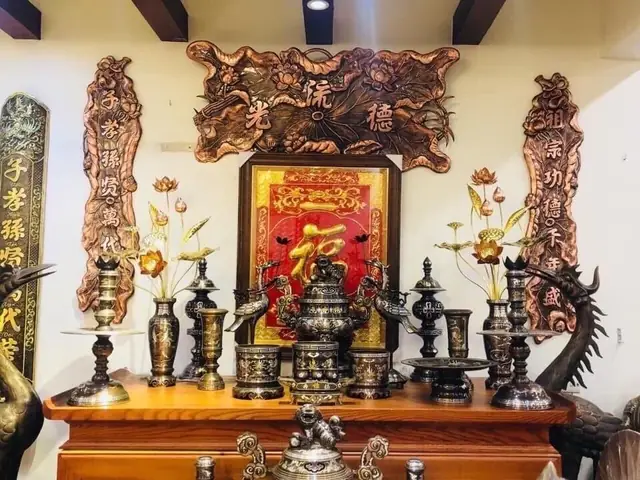 Bộ Thờ Cúng Nhỏ Bằng Đồng: Chọn Tam Sự, Ngũ Sự Hợp Ban Thờ