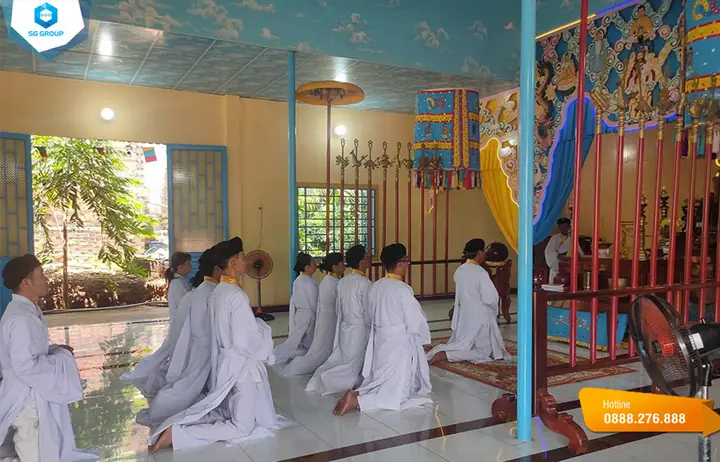 Tra Cứu 16 Ngày Cúng Đàn Cao Đài Hằng Năm: Lịch Âm, Đại Lễ Và Tiểu Đàn