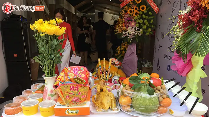 Cách Khấn Và Cúng Khai Trương Chuẩn: Lễ Vật, Trình Tự Và Bài Văn Khấn Cách Khấn Và Cúng Khai Trương Chuẩn: Lễ Vật, Trình Tự Và Bài Văn Khấn