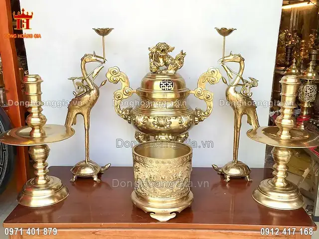 Chi Phí Mua Đồ Cúng, Thắp Hương Có Được Khấu Trừ TNDN Không? Quy Định 2024, Hạch Toán & Rủi Ro Thanh Tra