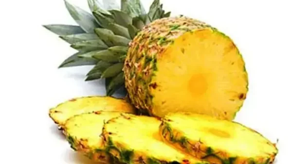 Có Thể Cúng Quả Dứa Ngày Thường Không? Lời Giải Đáp Và Lưu Ý Chọn Quả