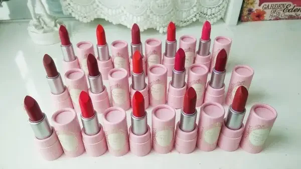 Chi Tiết Vụ Chủ Shop “cúng Sống” Khách Bùng Hàng 240k: Sự Thật, Hậu Quả Pháp Lý & Cách Xử Lý Bom Hàng Chuẩn Pháp Luật