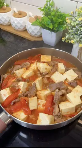 Cô Vợ Đảm "bật Chế Độ Siêu Nhân" Cúng Khô Gà Khô Bò: Từ Gánh Hàng Qua Chợ Đến Thương Hiệu Quen Thuộc Trên Bàn Thờ Nhà Người Hà Thành