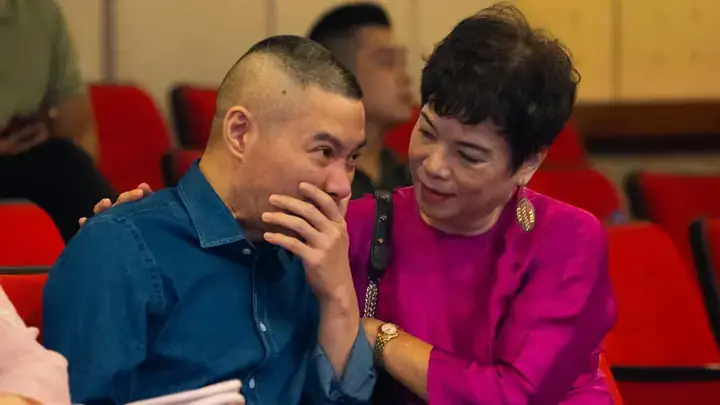 NSND Công Lý Cúng Tổ Nghề Sân Khấu: Sự Kiện, Ý Nghĩa Và Nghi Thức NSND Công Lý Cúng Tổ Nghề Sân Khấu: Sự Kiện, Ý Nghĩa Và Nghi Thức