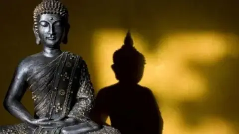 Cúng 16 Tháng Riêng: Lễ Vật, Văn Khấn Và Cách Cúng Cô Hồn Ngày 16 Âm Lịch