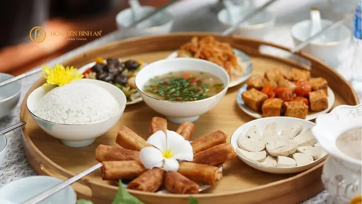 Cúng 49 Ngày Hết Bao Nhiêu Tiền? Chi Phí Mâm Lễ, Lễ Vật Và Vàng Mã