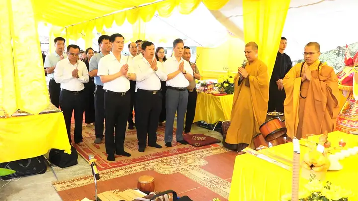Hướng Dẫn Nghi Thức Cầu Siêu Hương Linh Tại Nhà: Chuẩn Bị, Văn Khấn, Quy Trình Chi Tiết & Lưu Ý Quan Trọng
