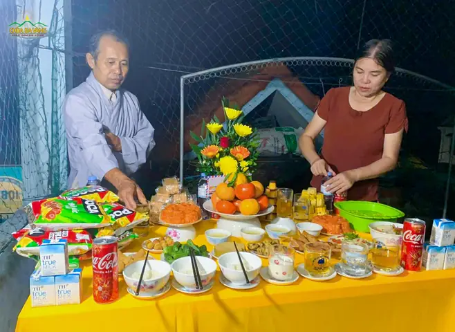 Cúng Chúng Sinh Có Phước Không? Ý Nghĩa, Công Đức Và Lợi Ích Cúng Chúng Sinh Có Phước Không? Ý Nghĩa, Công Đức Và Lợi Ích
