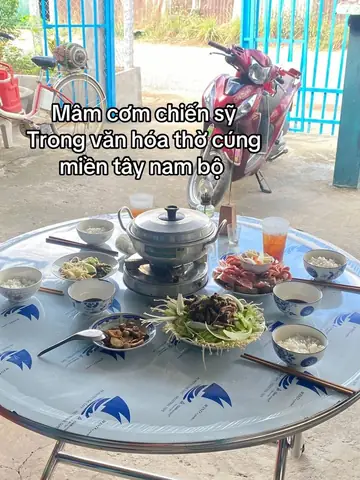 Cúng Cơm Chiến Sĩ Là Gì? Nguồn Gốc, Ý Nghĩa Và Cách Thực Hiện Cúng Cơm Chiến Sĩ Là Gì? Nguồn Gốc, Ý Nghĩa Và Cách Thực Hiện