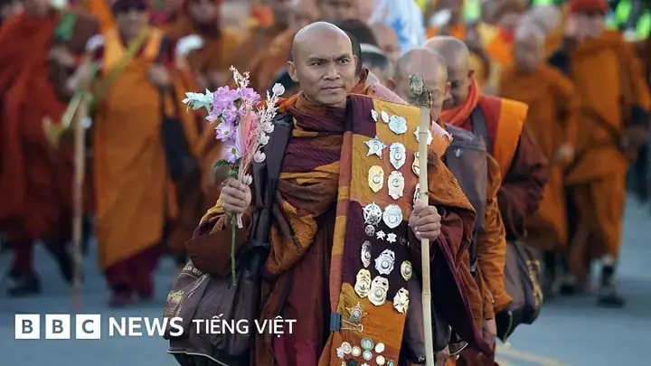 Giải Mã Quan Niệm Phật Giáo Về Cúng Dường Nhà Sư Đồ Mặn: Quả Báo, Tam Tịnh Nhục Và Cách Hành Trì Đúng Pháp