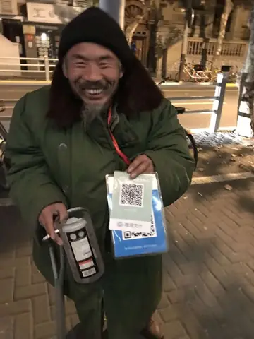 Cúng Dường QR Code Là Gì? Xu Hướng, Cách Quét Mã Đúng Chuẩn & 5 Lưu Ý An Toàn Bạn Cần Biết