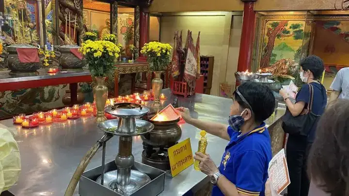 Cúng Dường Quan Tài Là Gì? Ý Nghĩa, Nghi Thức Chuẩn, Lễ Vật & Lợi Ích Tâm Linh Toàn Diện