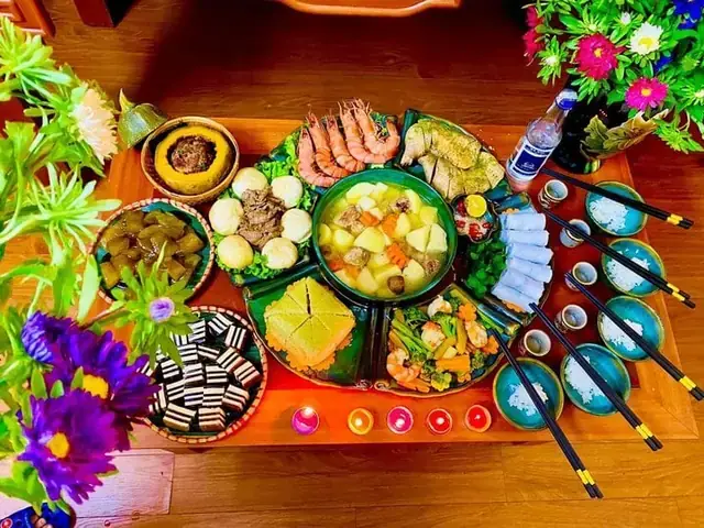 Cúng Giao Thừa 2027: Gạo Muối Có Bắt Buộc Không? Ý Nghĩa, Mâm Lễ Chuẩn & Cách Xử Lý Sau Lễ
