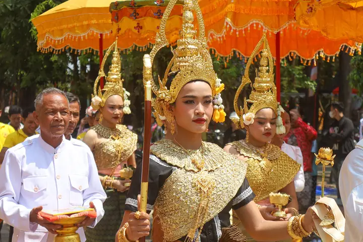 Cách Cúng Giao Thừa 2027: Văn Khấn, Mâm Cúng Và Thời Điểm Chính Xác Mới Năm Mới Cách Cúng Giao Thừa 2027: Văn Khấn, Mâm Cúng Và Thời Điểm Chính Xác Mới Năm Mới