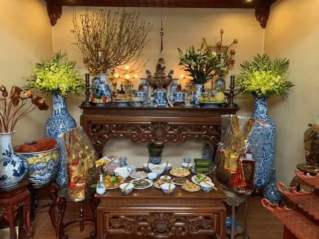 Hướng Dẫn Nghi Thức Cúng Hạ Bát Hương Cũ, Đặt Bát Mới Trọn Vẹn: Quy Trình, Văn Khấn, Ngày Giờ & Lưu Ý Phong Thủy