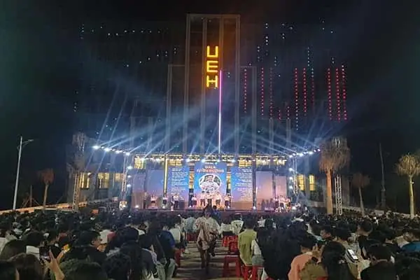 Hướng Dẫn Cúng Khai Trương Đầu Năm Cho Tuổi Tân Hợi 1971: Chọn Ngày Giờ Tốt, Mâm Cúng, Văn Khấn Chuẩn Và Lưu Ý Quan Trọng