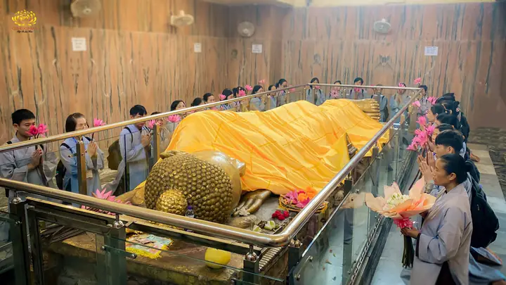 Cúng Kính Được Phước Báu Là Gì? Nguyên Nhân Và Cách Thực Hành Đúng Cúng Kính Được Phước Báu Là Gì? Nguyên Nhân Và Cách Thực Hành Đúng