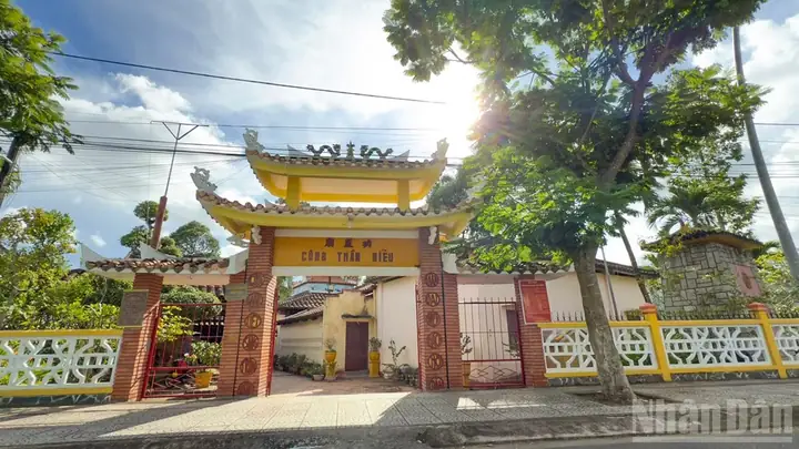 Giới Thiệu Văn Thánh Miếu Vĩnh Long: Lịch Sử, Giá Trị Di Sản Và Lễ Hội Truyền Thống Miền Tây Nam Bộ Giới Thiệu Văn Thánh Miếu Vĩnh Long: Lịch Sử, Giá Trị Di Sản Và Lễ Hội Truyền Thống Miền Tây Nam Bộ