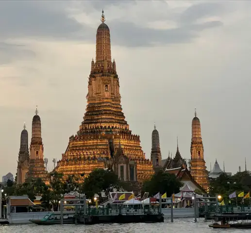 Hướng Dẫn Cúng Ngài Chiêm Thành: Ý Nghĩa, Nghi Lễ, Văn Khấn Chuẩn Và Những Lưu Ý Quan Trọng