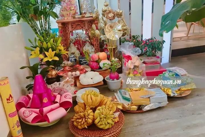 Hướng Dẫn Cúng Mùng 1 Cho Nhà Hàng Cửa Hàng Đầy Đủ: Lễ Vật, Văn Khấn Thần Tài, Thổ Công Và Quy Trình Đúng Chuẩn