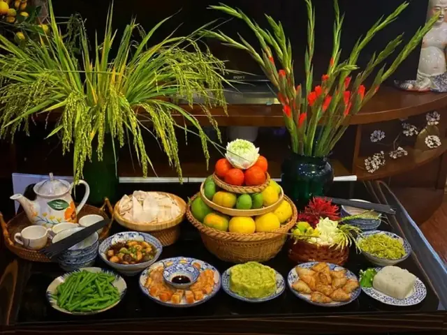 Cúng Nhập Trạch Tại Bàn Thờ Hay Ở Giữa Nhà: Hướng Dẫn Chọn Vị Trí Và Quy Trình Cúng Cho Nhà Mới