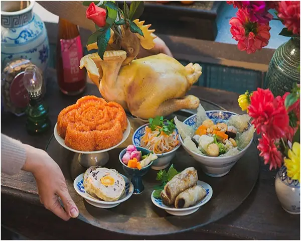 Cúng Rằm Tháng Giêng Vào Buổi Tối Được Không? Chuyên Gia Giải Thích Và Khung Giờ Vàng Nên Ưu Tiên