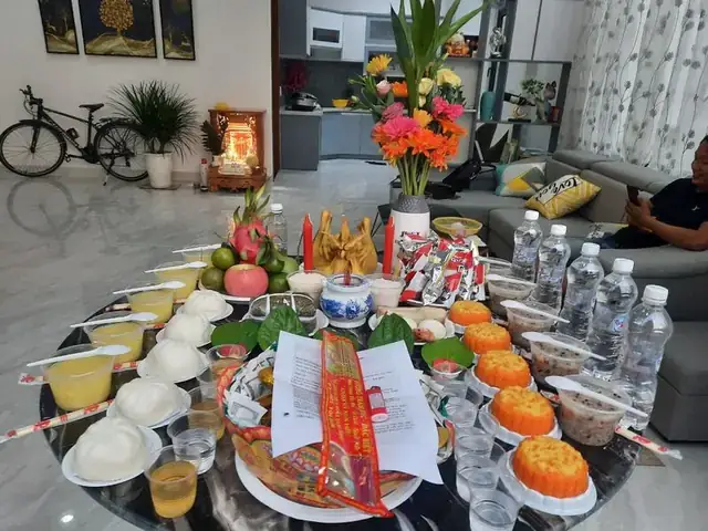 Mâm Cúng Tạ Nhà Mới Gồm Những Món Gì? Danh Sách Lễ Vật Đầy Đủ, Văn Khấn & Cách Bày Trí Chuẩn Phòng Thủy