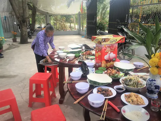 Cúng Việc Lề Là Gì? Nguồn Gốc, Ý Nghĩa, Nghi Thức Và Giá Trị Di Sản Văn Hóa Quốc Gia