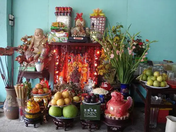 Hướng Dẫn Cúng Vịt Cho Ông Địa Đúng Chuẩn: Ý Nghĩa, Cách Bày Mâm, Văn Khấn Và Các Lưu Ý Cấm Kị