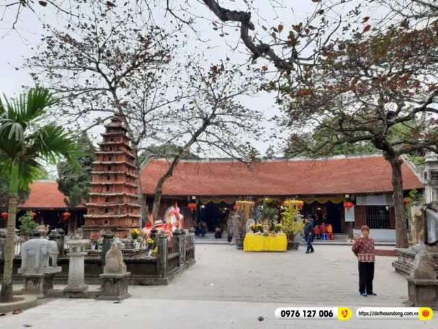 Hướng Dẫn Cúng Vua Cha Ngọc Hoàng Ở Chùa Chuẩn Nghi Lễ: Văn Khấn, Mâm Lễ, Thứ Tự & Lưu Ý Quan Trọng Hướng Dẫn Cúng Vua Cha Ngọc Hoàng Ở Chùa Chuẩn Nghi Lễ: Văn Khấn, Mâm Lễ, Thứ Tự & Lưu Ý Quan Trọng