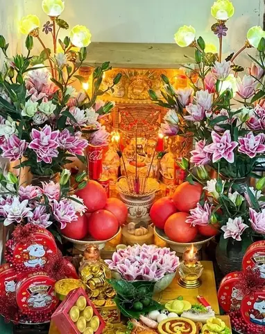 Hướng Dẫn Cúng Xí Pha Son Thần Tài Chuẩn Chỉnh: Ý Nghĩa, Mâm Cúng, Văn Khấn Và Kiêng Kỵ Hàng Ngày