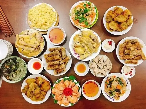Tra Cứu Số Lượng Xôi Chè Cúng Theo Từng Dịp Lễ: Quy Tắc Chẵn Lẻ, Ý Nghĩa Và Bảng So Sánh Nhanh