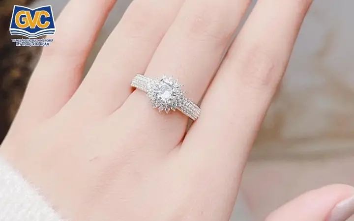 Bảo Quản Nhẫn Đúng Cách Giúp Tăng Độ Bền Đẹp Bảo Quản Nhẫn Đúng Cách Giúp Tăng Độ Bền Đẹp